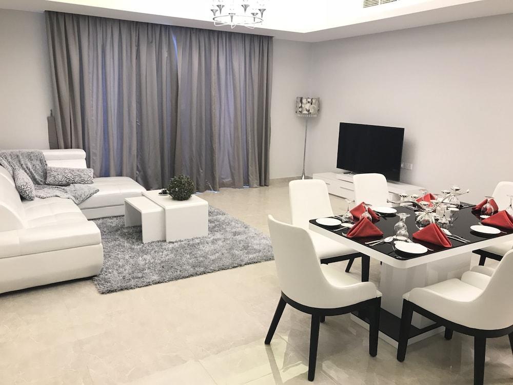 Al Manzil Residence Hidd2 Манама Экстерьер фото